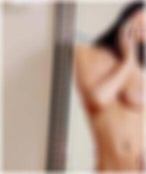 aline escort Rossie